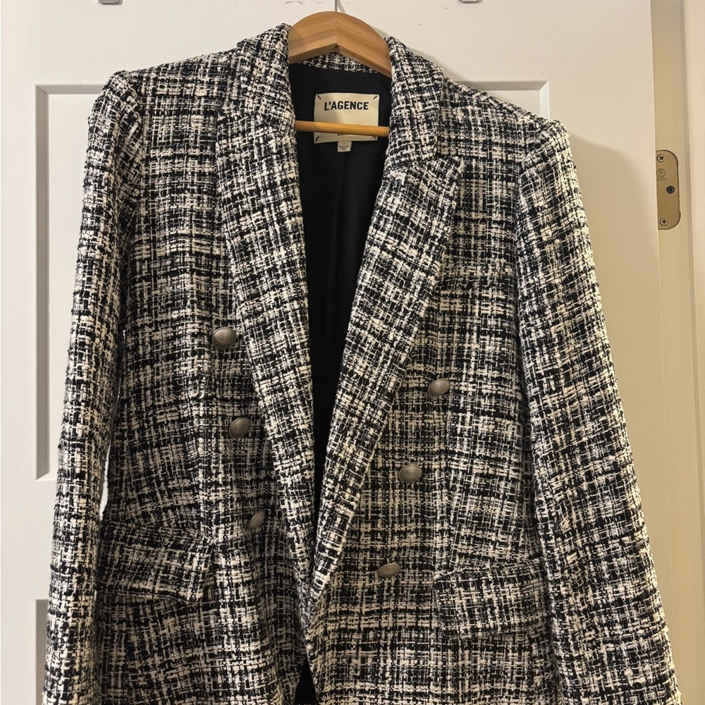 L'AGENCE Black and White Tweed Kenzie blazer